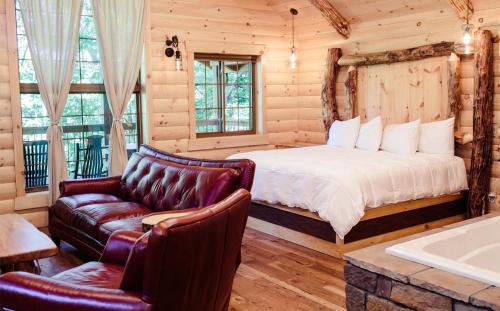 Millersburg House | Treehouse #0 by Amish Country Lodging