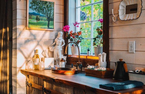 Chattanooga House | Treetop Hideaways: Redbud Treehouse in Chattanooga