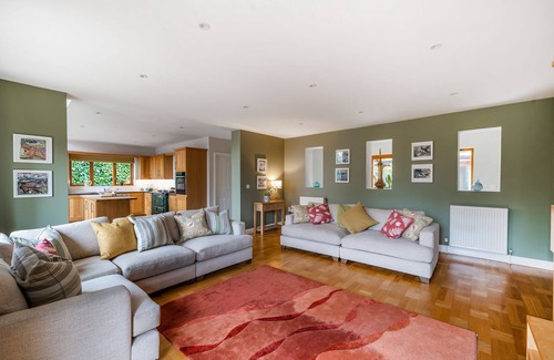 Wimborne Cottage | Treetops is a Fabulous holiday home