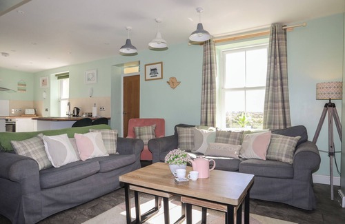 Cemaes Bay House | TREGYNRIG BACH, pet friendly, with hot tub in Cemaes Bay