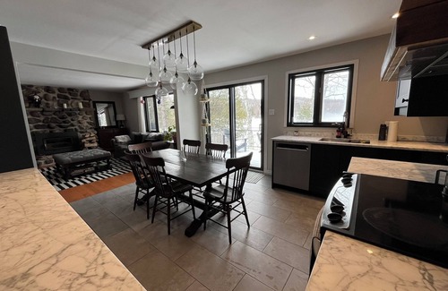 Lac-Superieur Ski Chalet | Tremblant Lakefront Chalet for Rent – May, July & August