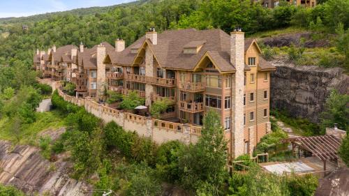 Mont-Tremblant Pedestrian Village House | Tremblant Prestige - Altitude 172-11