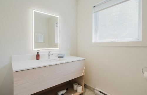 Mont-Tremblant Apartment | Tremblant Stay-King bed, Central, Shuttle, Coffee