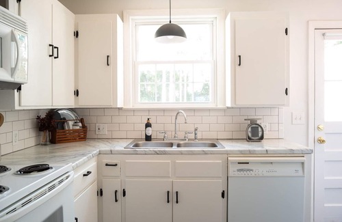Inglewood House | Trendy East Nash home near dwntwn