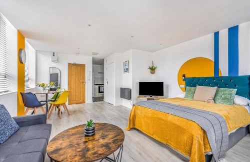 Portsmouth City Centre Apartment | Trendy Studio Apartment
