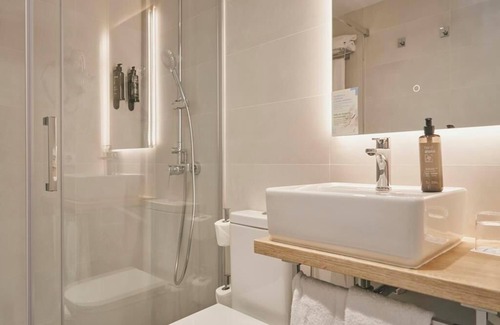 Les Tres Torres Hotel | Tres Torres Atiram Hotel