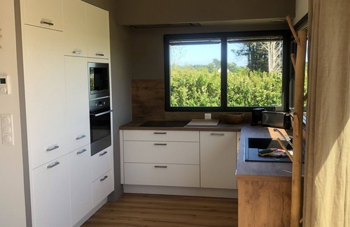 Kerlouan House | Tresseny, 5 beds , feet in the water with direct access to the beach .