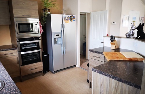 Dawlish Warren Ski Chalet | Trevellian - Modern Boutique spacious scenic lodge - Beach & Pool Resort