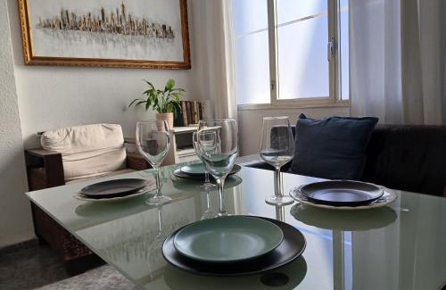 Triana Apartment | Triana, Lovely Flat+Pool