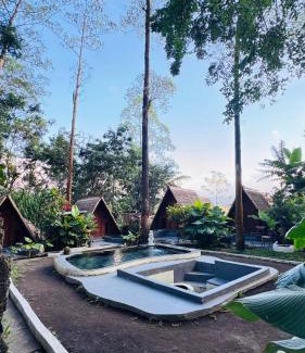 Toya Bungkah House | Triangle House and private hot spring