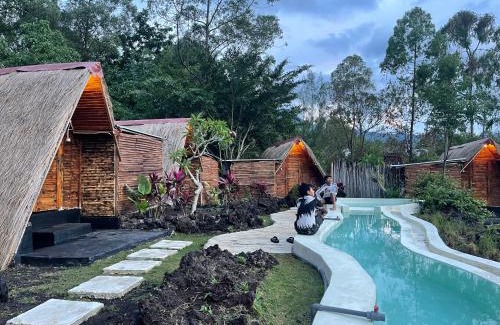 Toya Bungkah House | Triangular house and hot spring