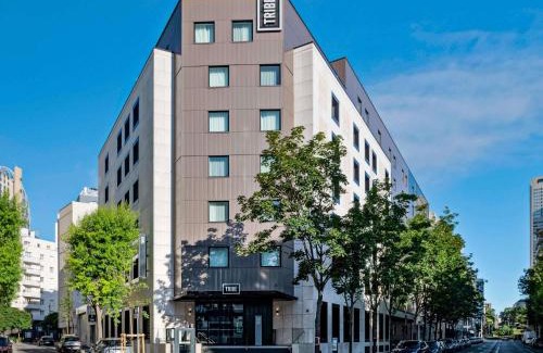 Cœur de Ville Hotel | Tribe Paris La Defense Esplanade