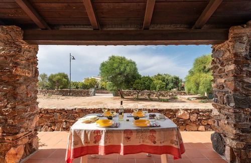 Pittulongu Apartment | TRILO CARIBBEAN: comfortable three-room apartment in a villa near the sea
