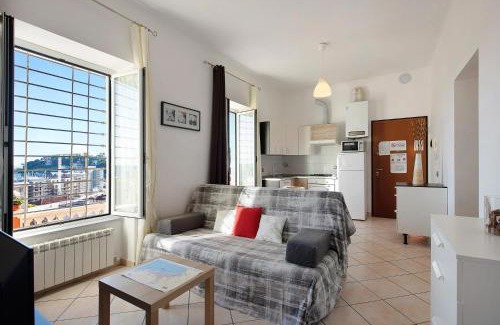 Varazze Apartment | Trilocale in villa vista mare Apt 2