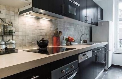 Ternes Apartment | Triomphe Elysees - Steps from the Arc de Triomphe