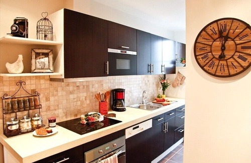Ternes Apartment | Triomphe Elysees - Steps from the Arc de Triomphe