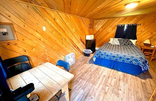 West Glacier Resort | Triple G’s Resort - Cabin 6