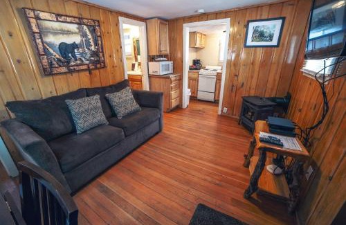 Estes Park House | Triple R Cottages- 3 cabin