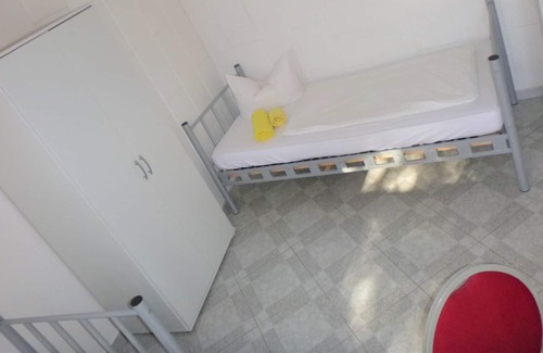 Mitte Apartment | Triple room-Basic-Shared Bathroom-Zi 1-4-5-6-9