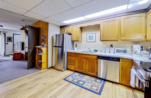 Chestertown Condo | Tripp Pond Retreat, Unit E | Condo in Warrensburg
