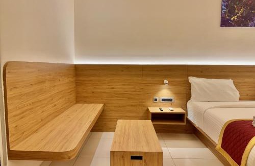 Chirala Hotel | Triviera Hotel Chirala