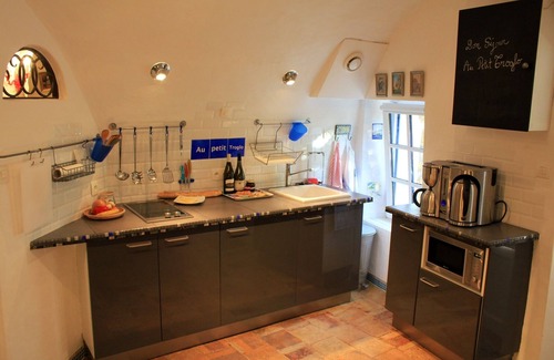 Amboise Cottage | Troglodyte artist's house at the foot of Château d'Amboise