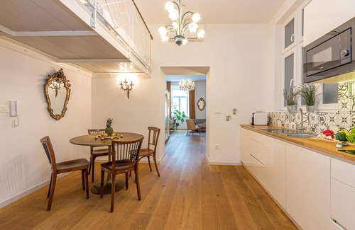 Ljubljana City Centre Apartment | Tromostovje II In Heart Of Ljubljana