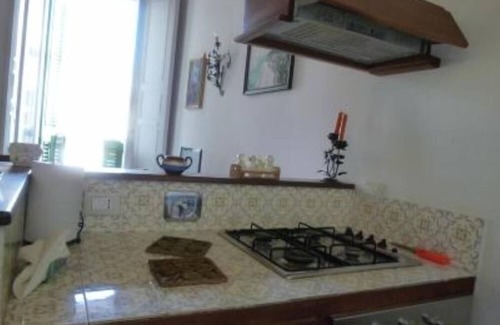 Tropea Apartment | Tropea, air-conditioned apartment in 1600s noble palace
