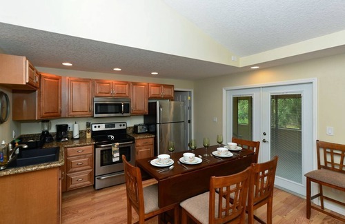 Sarasota House | TROPICAL 2 BEDROOM "TREE HOUSE" UNIT "A" ON EQUINE RANCH