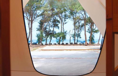 Suoi Nuoc Beach Other | Tropical eglamping Mũi Né