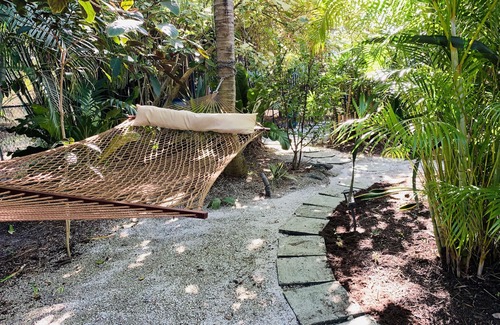 Delray Beach House | Tropical Escape - Pet Friendly - Modern Amenities - Old Florida Charm