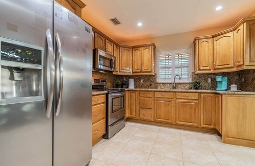 Tampa House | Tropical Getaway | Private Pool | Ace Location