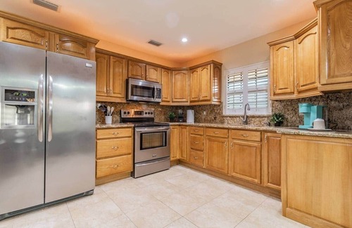 Tampa House | Tropical Getaway | Private Pool | Ace Location