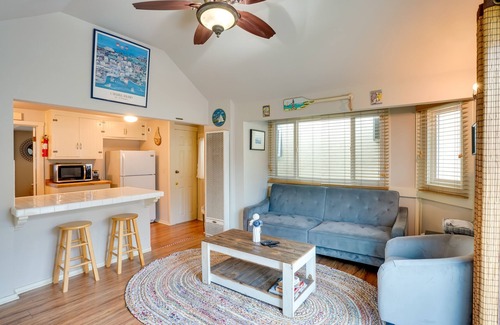 Avalon House | Tropical Island Escape w/Deck, Walk to Avalon Bay