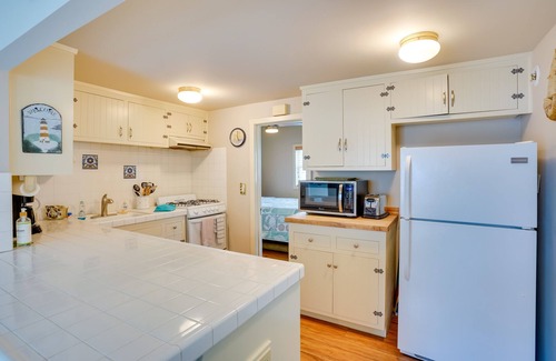 Avalon House | Tropical Island Escape w/Deck, Walk to Avalon Bay