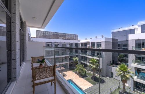 Nad Al Sheba Apartment | Tropical Oasis apartment in Meydan by Suiteable