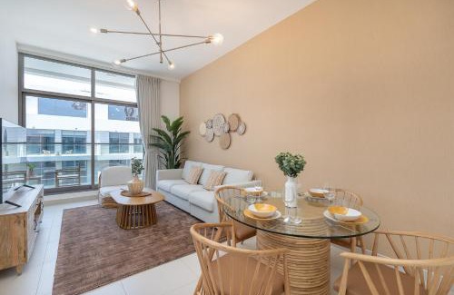 Nad Al Sheba Apartment | Tropical Oasis apartment in Meydan by Suiteable
