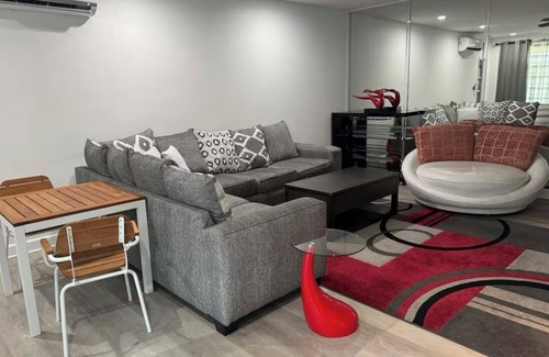 Parkland Apartment | Tropical Oasis in The highly sought after Parkland FL 13 miles from the BEACH