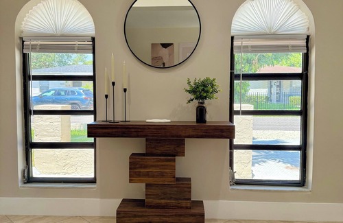 Central Fort Lauderdale House | Tropical Paradise: Near Beach, Cruise, Airport & Stadium
