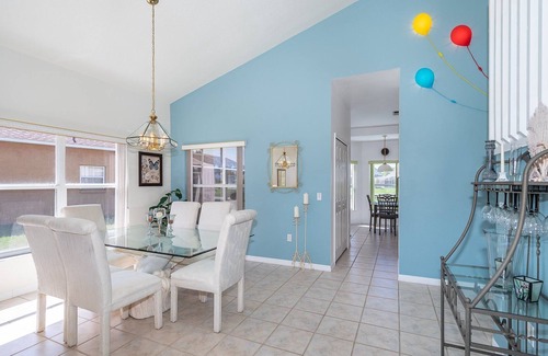 Crescent Lakes House | Tropical Paradise Villa