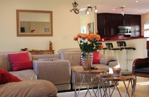 Middle River Terrace House | Tropical Vibes in FT LAUDERDALE - Heated Pool/Pet Friendly!