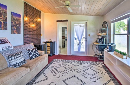 Tropic Villa | Tropical Villa: Screened Porch & Water View!