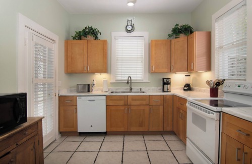 Old Town House | Tropical Village: Toon Hall - Quiet & gated. Spacious! Pool/Decks/Pet friendly