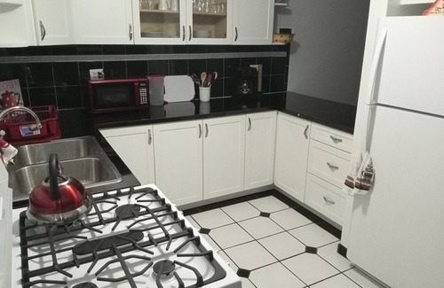 Downtown Nassau House | Tropics Paradise Condo