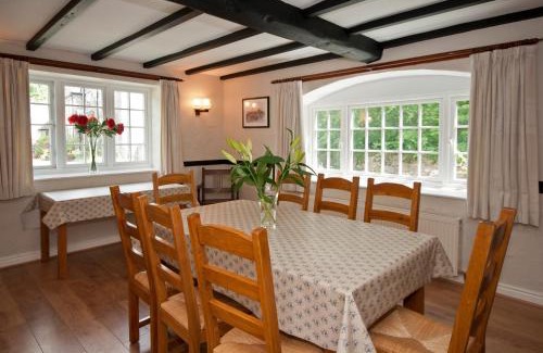 Beaumaris House | Tros Yr Afon Holiday Cottages and Manor House