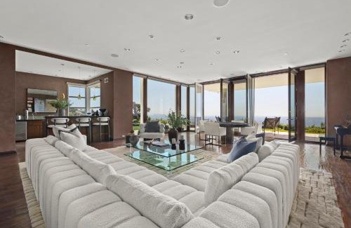 Trousdale Estates Villa | Trousdale Grand