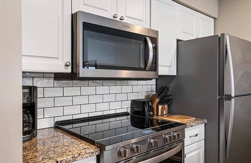 Harbor Springs Condo | Trout Creek Bunk House 28-Charming 3-bdrm/loft condo in Harbor Springs