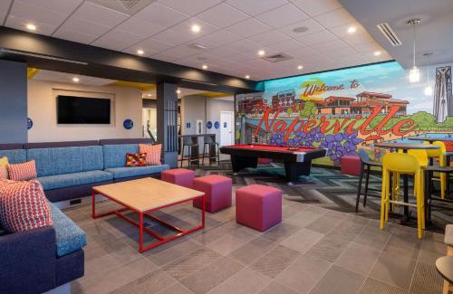 Naperville Hotel | Tru By Hilton Naperville Chicago