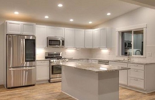 Moclips House | True Beachfront! 4BR, 4BA with amazing views and direct beach access. Hot Tub!