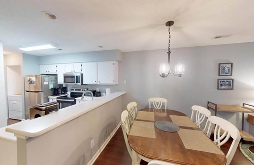 Pawleys Island Villa | True Blue Golf Getaway 2 Bedroom